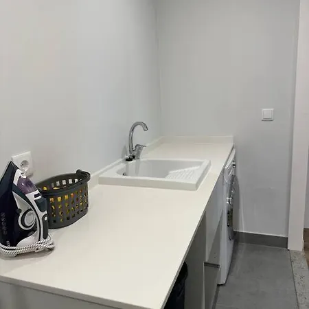 Апартаменты Deluxe Bay View Камара-де-Лобуш