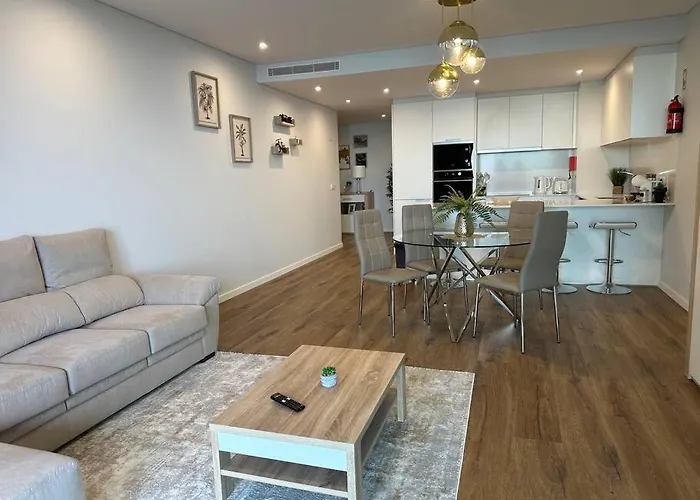 Deluxe Bay View Apartmán *