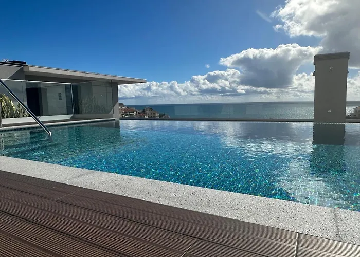 Deluxe Bay View * Câmara de Lobos